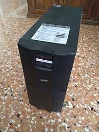 UPS Backup APC by Scheider 2200