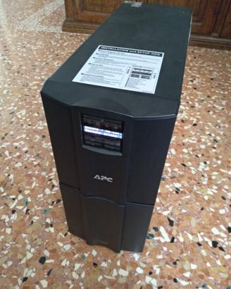 UPS Backup APC by Scheider 2200