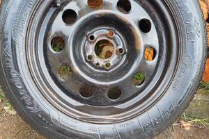 Cerchi in ferro 15 pollici 5 fori