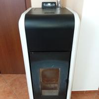 Idrostufa a pellet TSP 28 kw