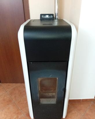 Idrostufa a pellet TSP 28 kw