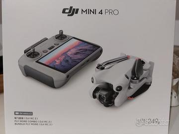 Drone DJI Mini 4 Pro Fly More Combo