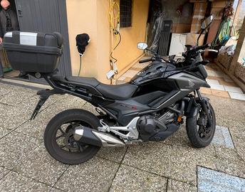 HONDA NCX 750 DCT