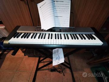 Tastiera musicale Casio.