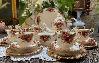 COLLEZIONE PORCELLANE ROYAL ALBERT