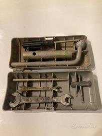 Attrezzi FIAT vintage originali