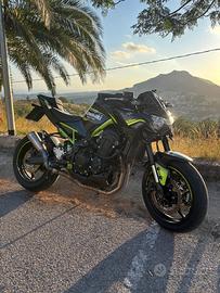 Kawasaki Z 900 2021 decat completo
