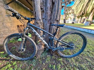 TREK Top Fuel 7 Gen 3 2023