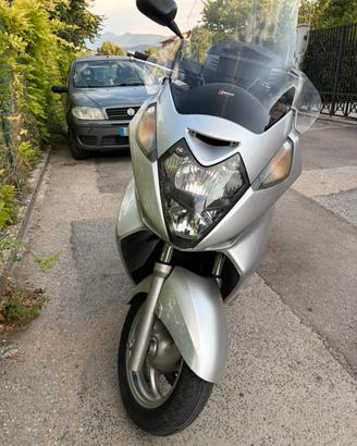Honda Silver Wing 600