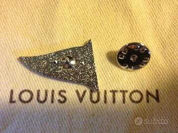 Louis vuitton spilla originale - Abbigliamento e Accessori In vendita a Roma