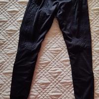 Abbigliamento donna per moto 