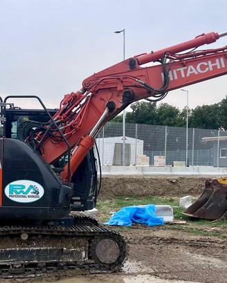 Hitachi 135 - serie 7