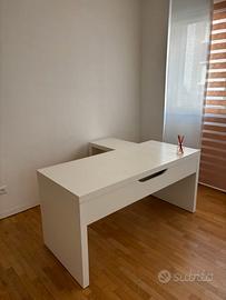 Scrivania MALM (IKEA)