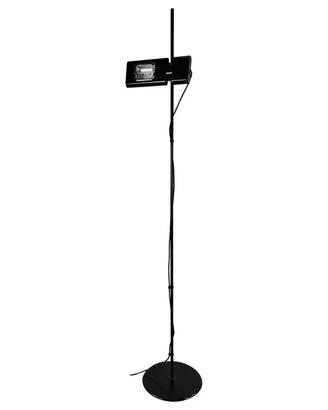 Lampada da terra Aton di E. Gismondi per Artemide