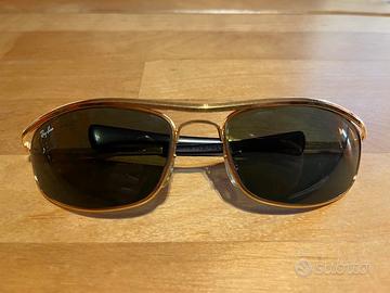 Occhiali da sole Ray-Ban modello anni 90