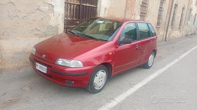 Fiat punto 1.1 benzina neopatentati euro 700