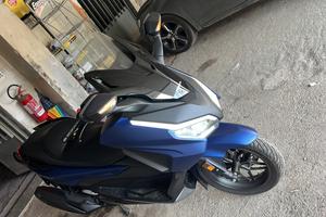 Scooter honda forza 350