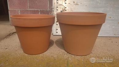 Vasi in terra cotta
