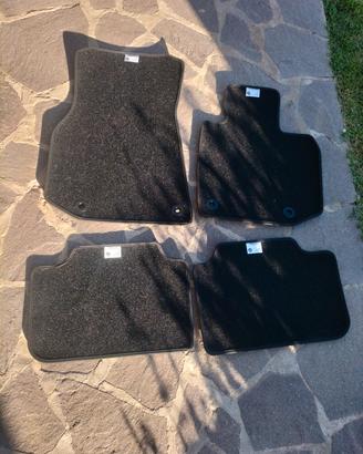set 4 tappeti originali BMW X3
