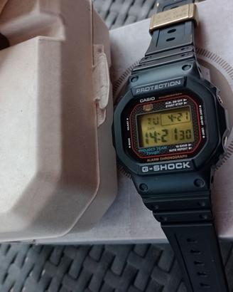 Casio G-Shock DW-5040PG 40° Anniversario completo