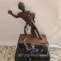 statuetta di bronzo