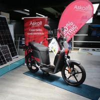 Askoll eS3 EVO scooter elettrico con ecoincentivo
