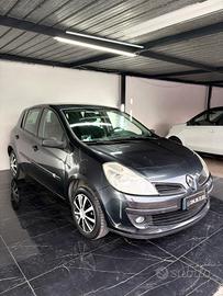 Renault Clio 1.2 confort