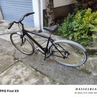 Bici da uomo nera