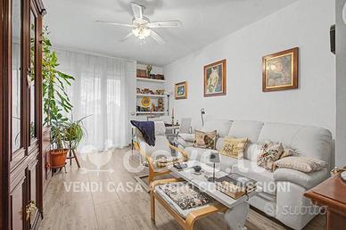 Appartamento di 100 m² con 4 locali a Milano