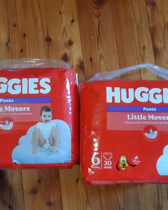 2 pacchi pannolini Huggies Little movers taglia 6
