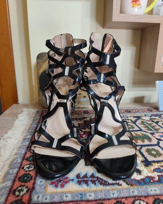 scarpe nere con tacco