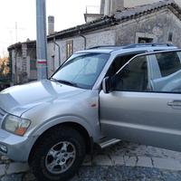 Mitsubishi pajero 