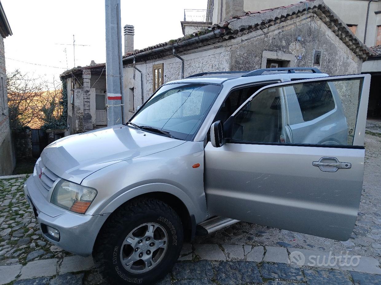 MITSUBISHI Pajero (2000-2007)