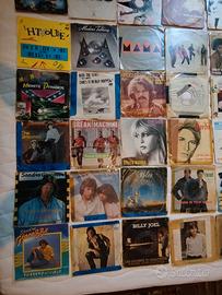 lotto di 50 vinili 45 giri artisti vari