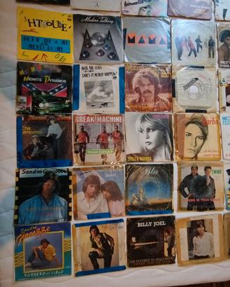 lotto di 50 vinili 45 giri artisti vari