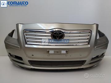 Paraurti ant TOYOTA AVENSIS Station wagon '03