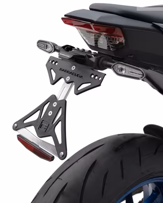 Porta targa Barracuda Yamaha MT09 dal 2024