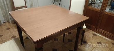 tavolo allungabile e 4 sedie