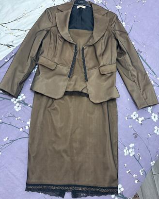 Tailleur Artigli con sottogiacca, giacca e gonna