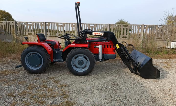 Trattore Antonio Carraro 5500
