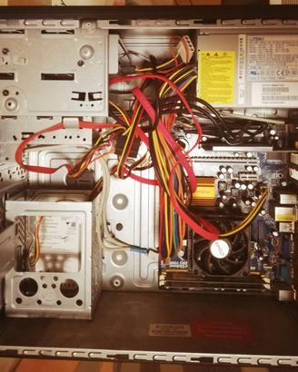 Pc server HP- AMD Phenom 9750 Quad-core 2.40 GHz