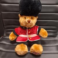 Orsacchiotto peluche guardia reale uk Keel Toys