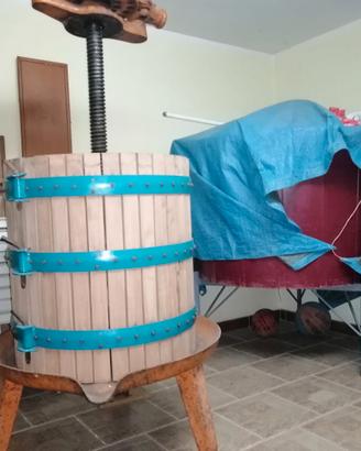 Torchio per vino 