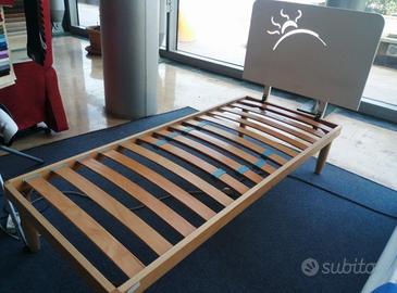 Rete singola con piedi e testata