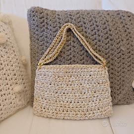 borsa uncinetto    fatta a mano