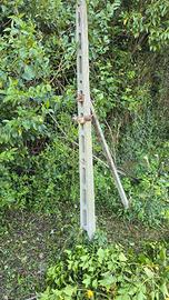 pali di cemento per vigneto  o recinzioni