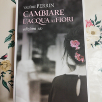 Libro come cambiare l'acqua ai fiori