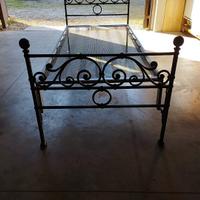 Letto singolo artigianale in ferro battuto