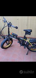 Bicicleta eletrica semi nova