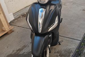Piaggio Beverly 300 Police 